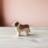 Bernhardiner von Ostheimer- eine beliebte Spielfigur aus Holz für Kinder.