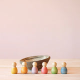 Babys im Kokosnest hell