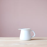 Das kleine weiße Milchkännchen von Kokomoo für freies Spiel.