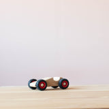 Fagus Speedy Rennauto zum Spielen für Kinder ab 2 Jahren.