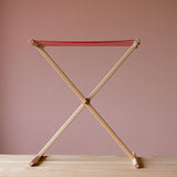 Der kleine Wäscheständer für Kinder aus Holz von Glückskäfer.