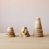 Der große Steckturm, der kleine Steckturm und der kleine Stapelturm Blume von Kokomoo nebeneinander.