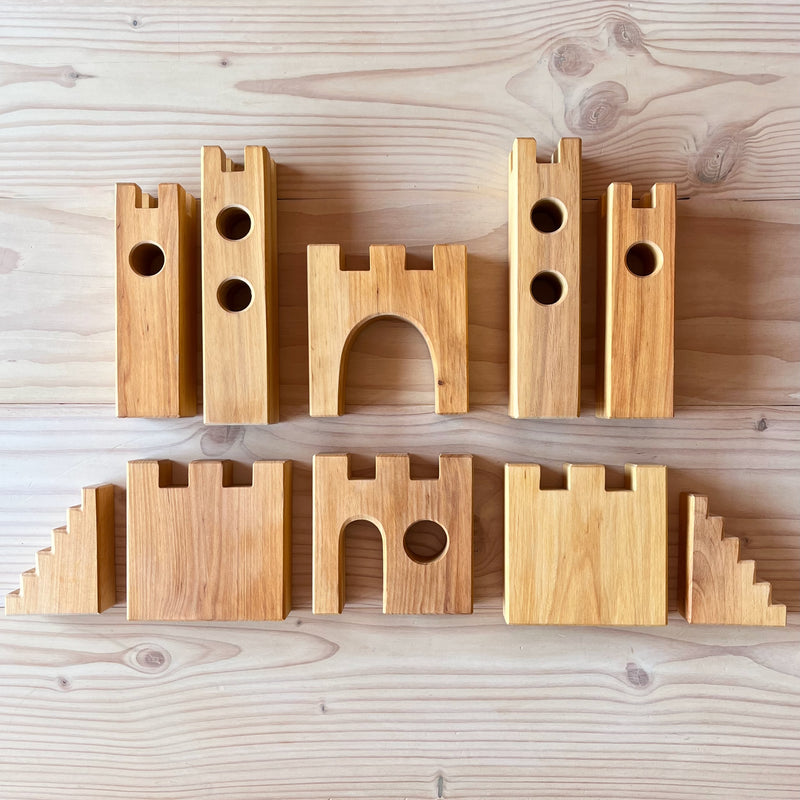 Quay Ritterburg Holzbausatz FSC – Steckfertiger Burg-Spaß Zum Bemalen Für Kleine Baumeister Quay Ritterburg Holzbausatz FSC – Steckfertiger Burg-Spaß Zum Bemalen Für Kleine Baumeister