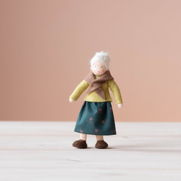 Waldorf Biegepüppchen Oma