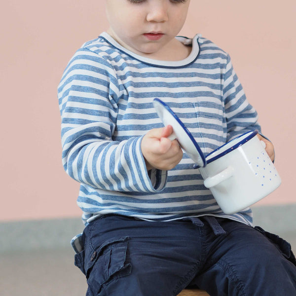 Emaille Topf Pünktchen hoch